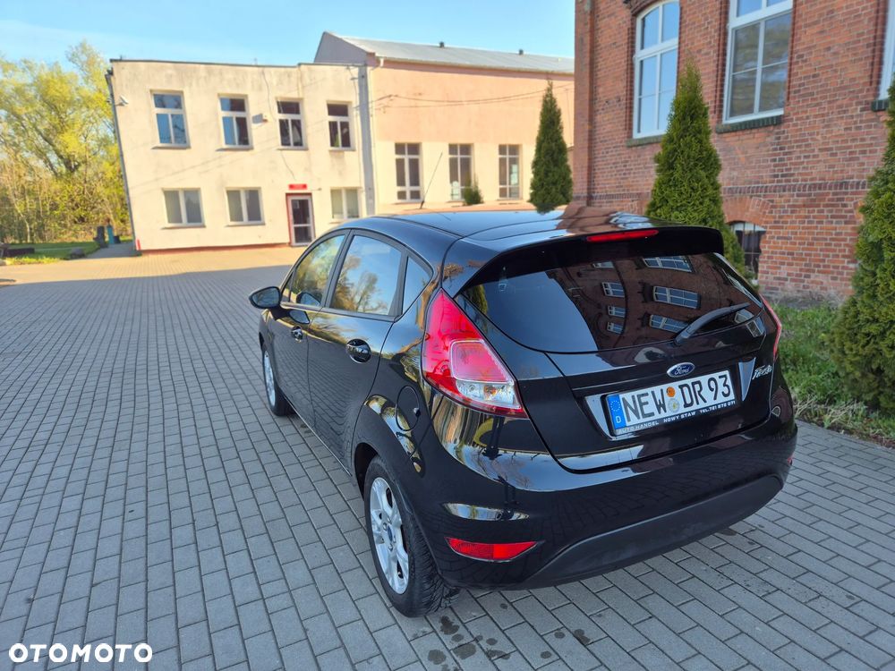 Ford Fiesta 1.25 Ambiente EU5 - 15