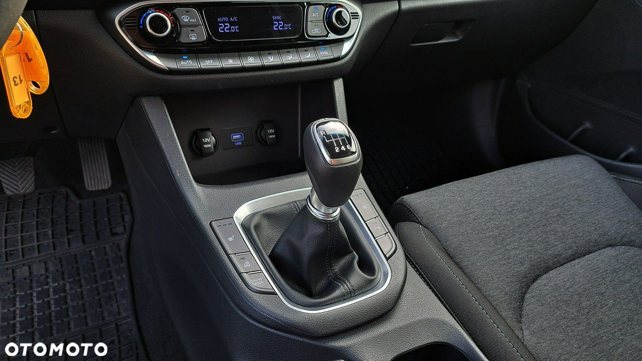 Hyundai i30 - 27