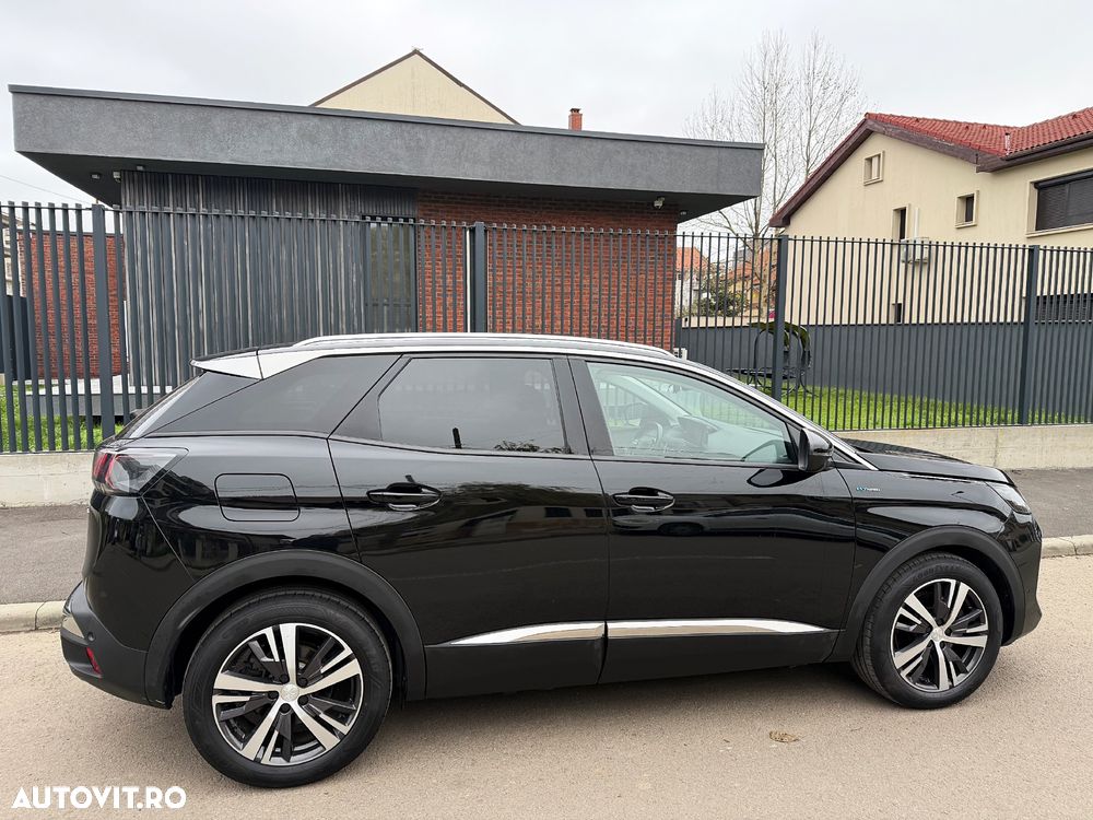 Peugeot 3008 Hybrid 225 e-EAT8 GT Pack - 12