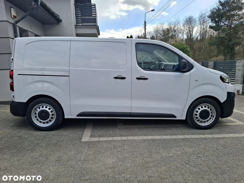 Peugeot Expert - 8