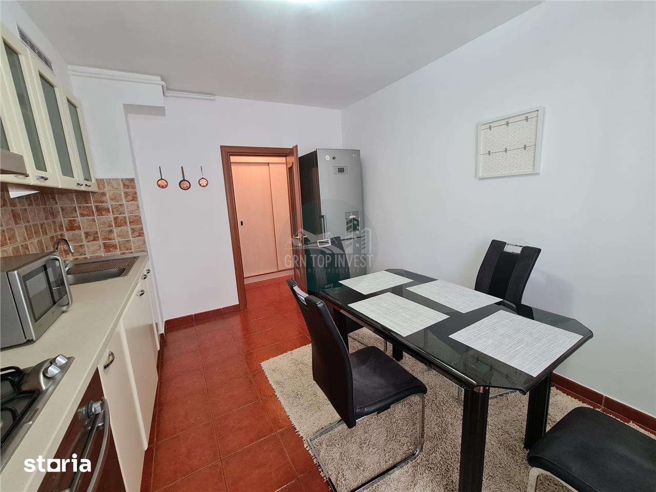 Apartament 3 camere 2 bai si 2 balcoane zona Centrala — fotografia 3