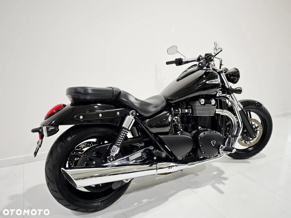 Triumph Thunderbird - 12