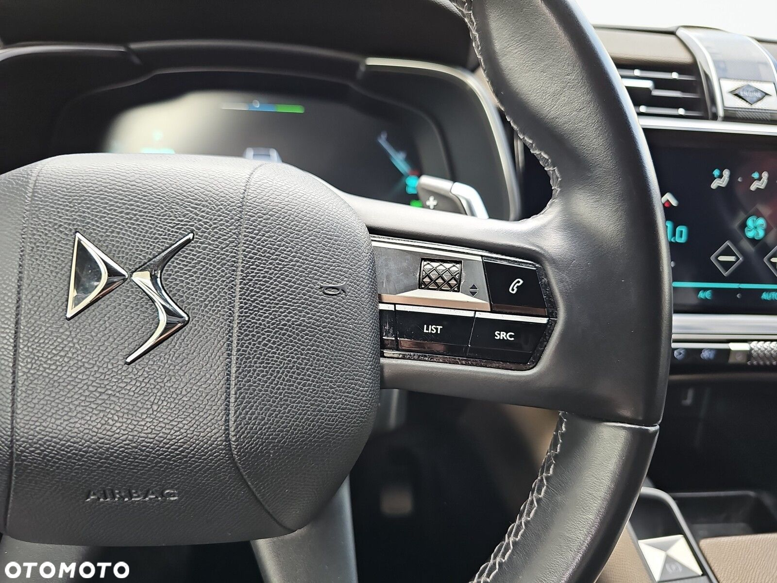 DS Automobiles DS 7 Crossback - 16