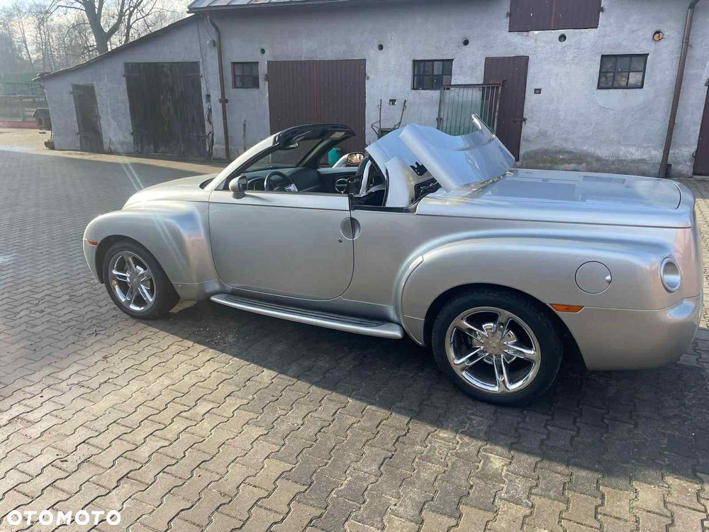 Chevrolet SSR - 24