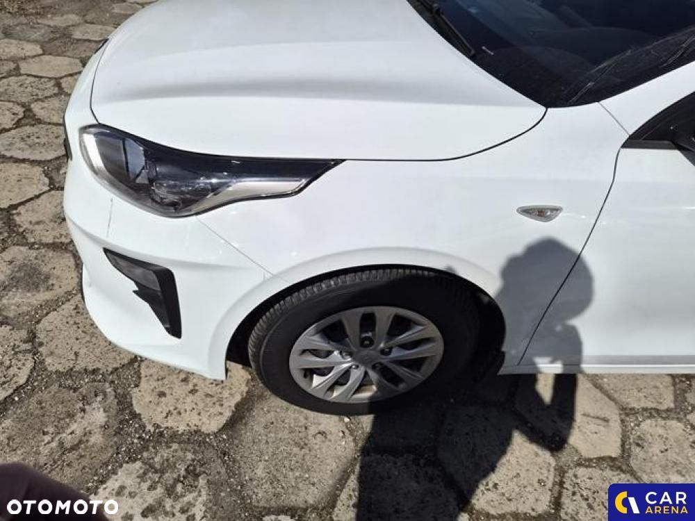 Kia Ceed - 16
