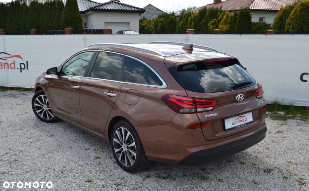 Hyundai i30 1.6 CRDi Premium - 12