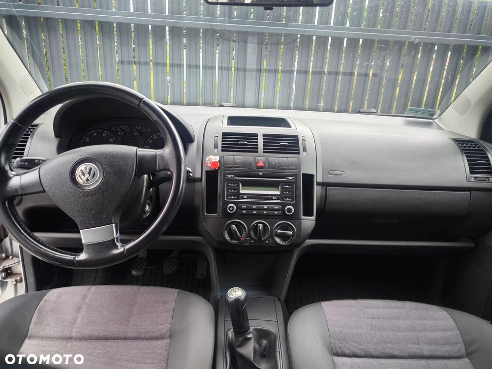 Volkswagen Polo 1.2 Tour - 5