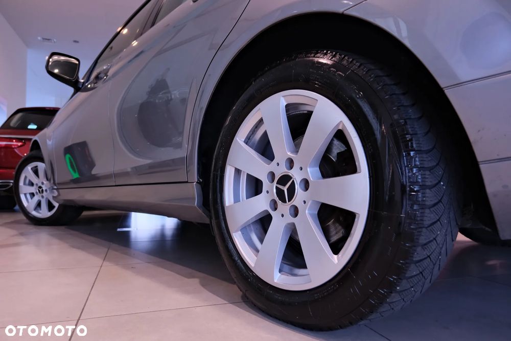 Mercedes-Benz Klasa C 180 T Kompressor Automatik - 11