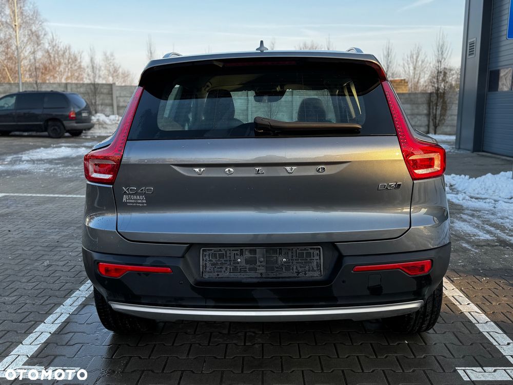 Volvo XC 40 D3 Momentum Pro - 8