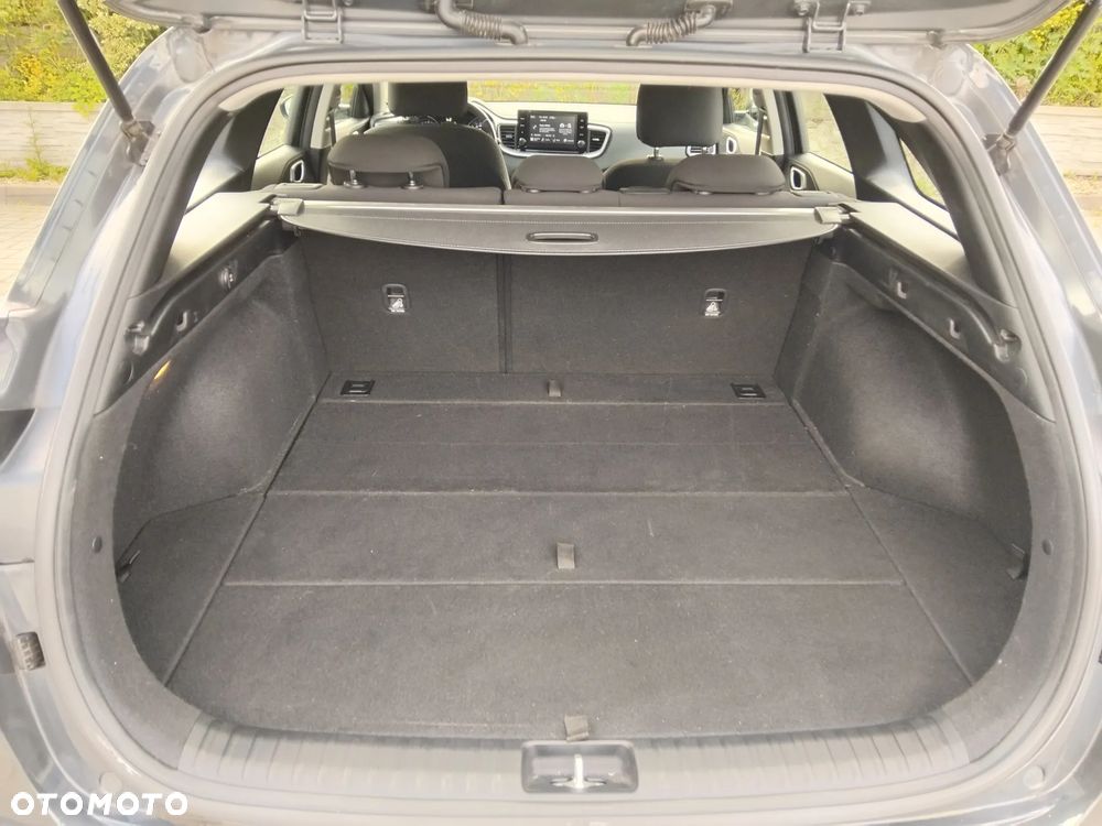 Kia Ceed 1.5 T-GDI M - 21