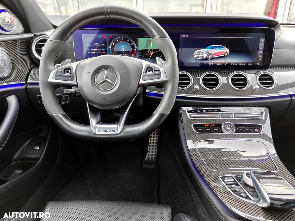 Mercedes-Benz E AMG 63 4Matic AMG Speedshift 9G-MCT - 11