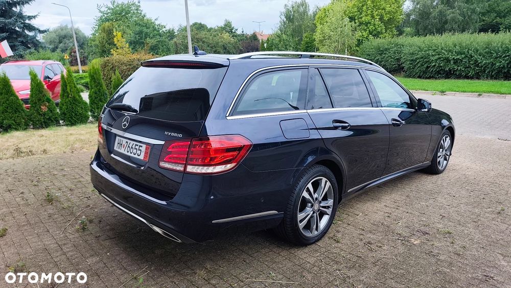 Mercedes-Benz Klasa E 250 BlueTEC 9G-TRONIC Edition - 25