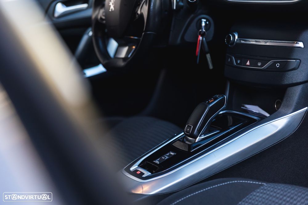 Peugeot 308 - 22