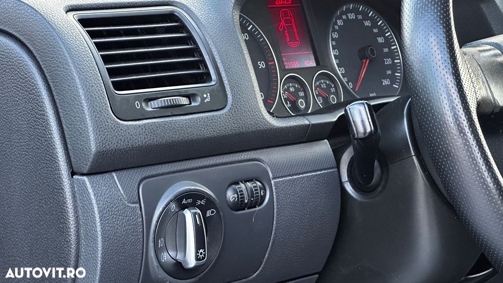 Volkswagen Golf 1.9 TDI Comfortline - 6