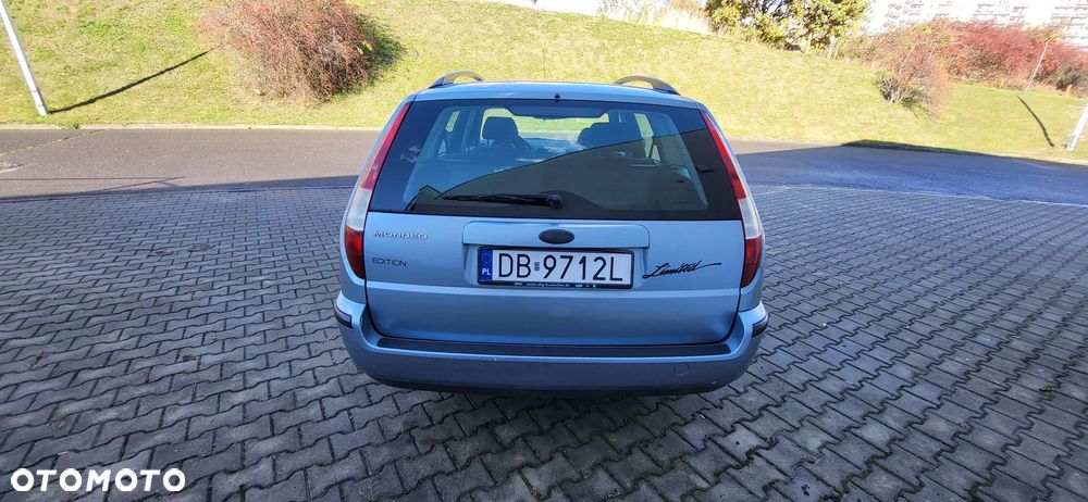 Ford Mondeo 1.8 Ambiente - 9