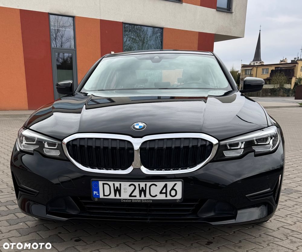 BMW Seria 3 318i Business Edition sport - 1