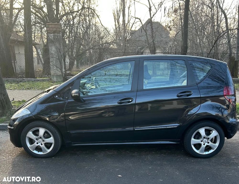 Mercedes-Benz A - 4