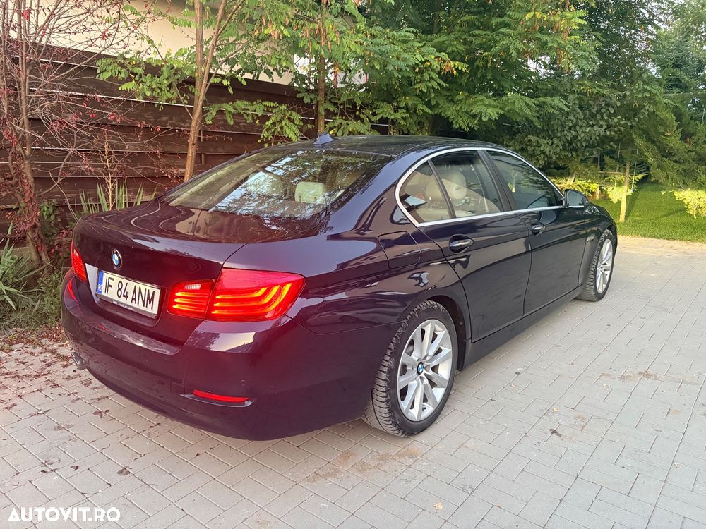 BMW Seria 5 525d Aut. Luxury Line - 15