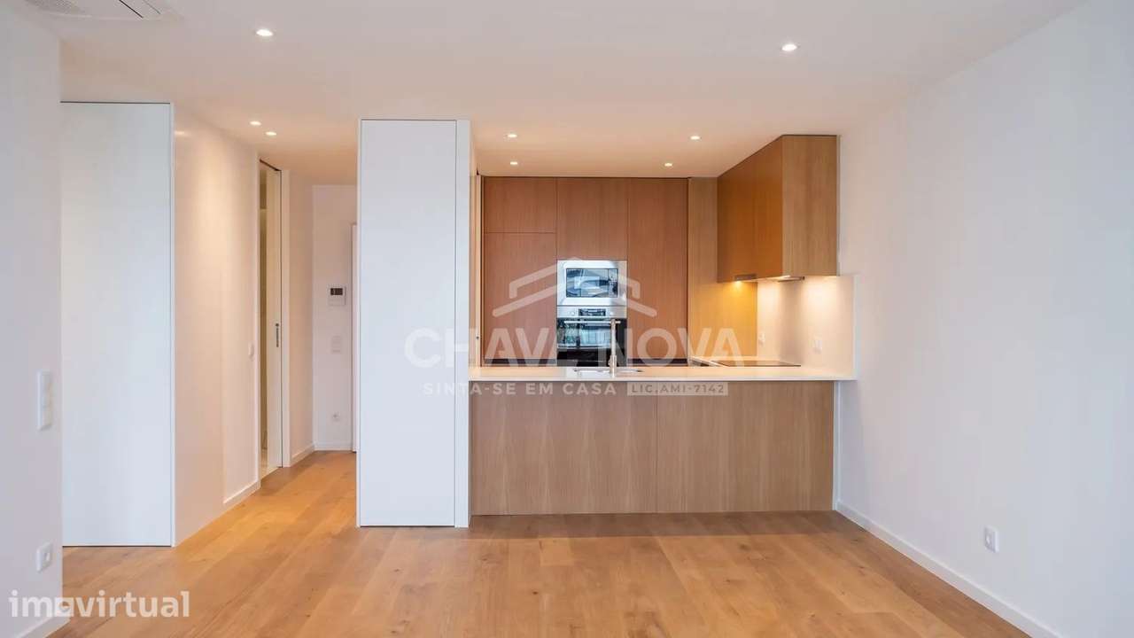Apartamento T2 Novo c/ Lugar de Garagem e Arrumo em Canidelo - Grande imagem: 3/33