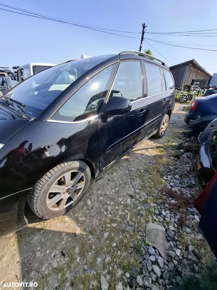 Dezmembrez Citroen C4 Grand Picasso 1.6 HDI - 2