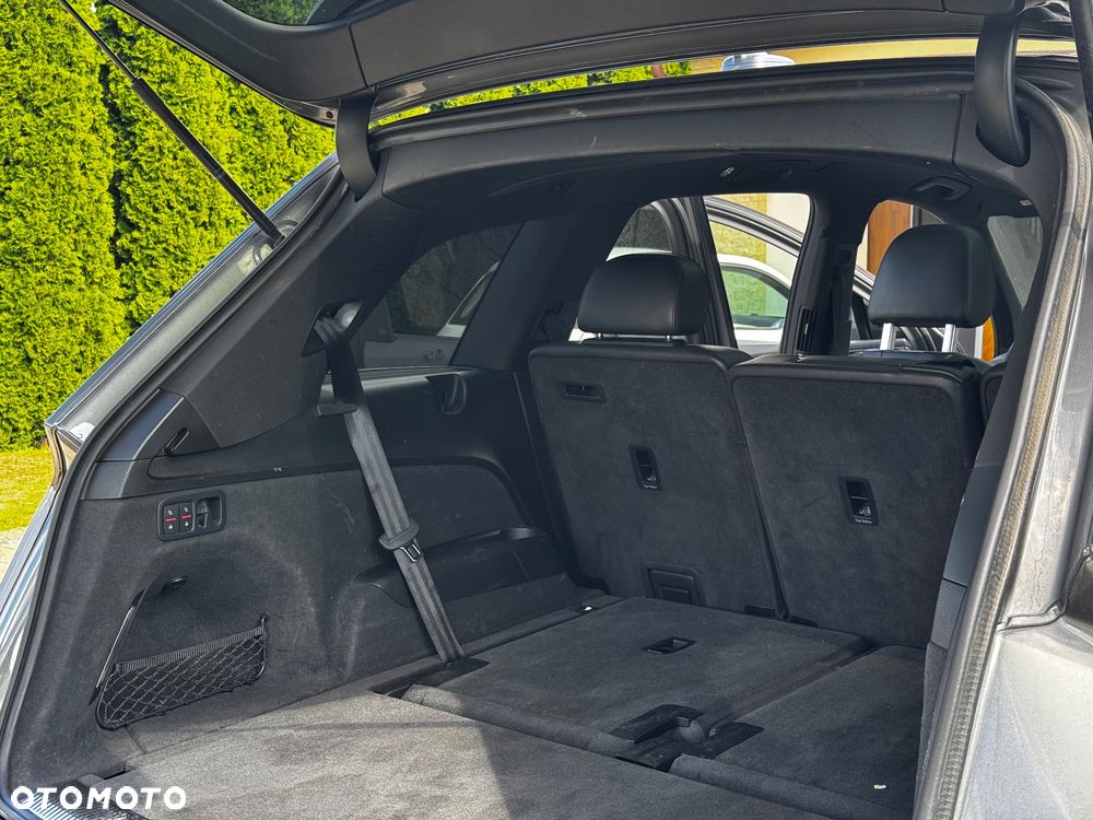 Audi Q7 - 12