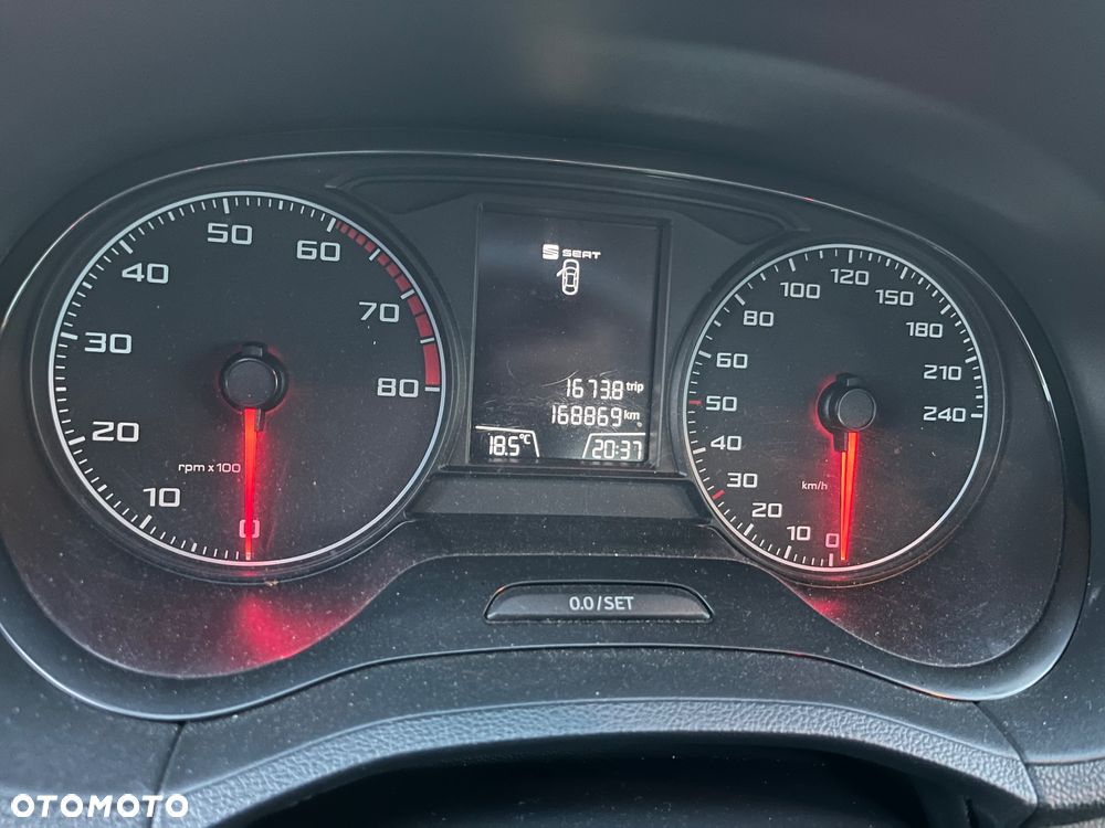 Seat Ibiza 1.0 Reference - 10
