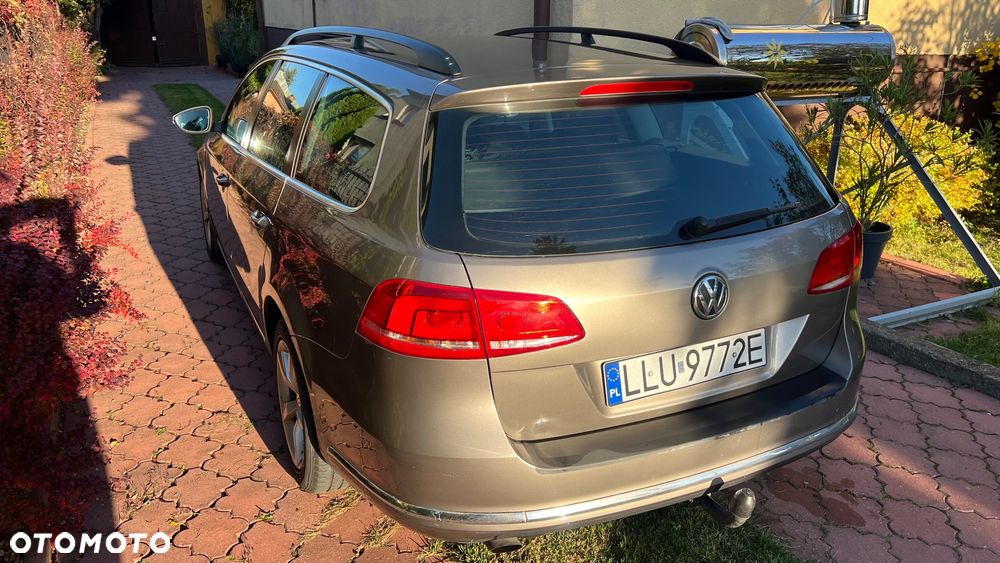 Volkswagen Passat 2011 photo 4
