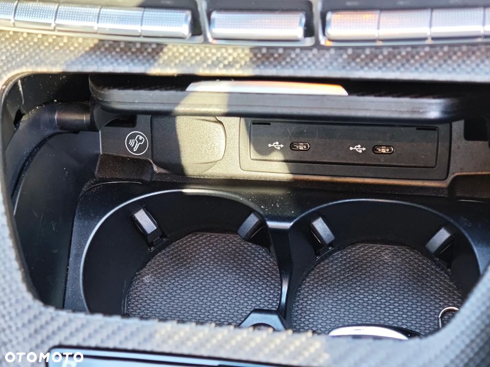 Mercedes-Benz AMG GT 63 S 4-Matic+ - 33