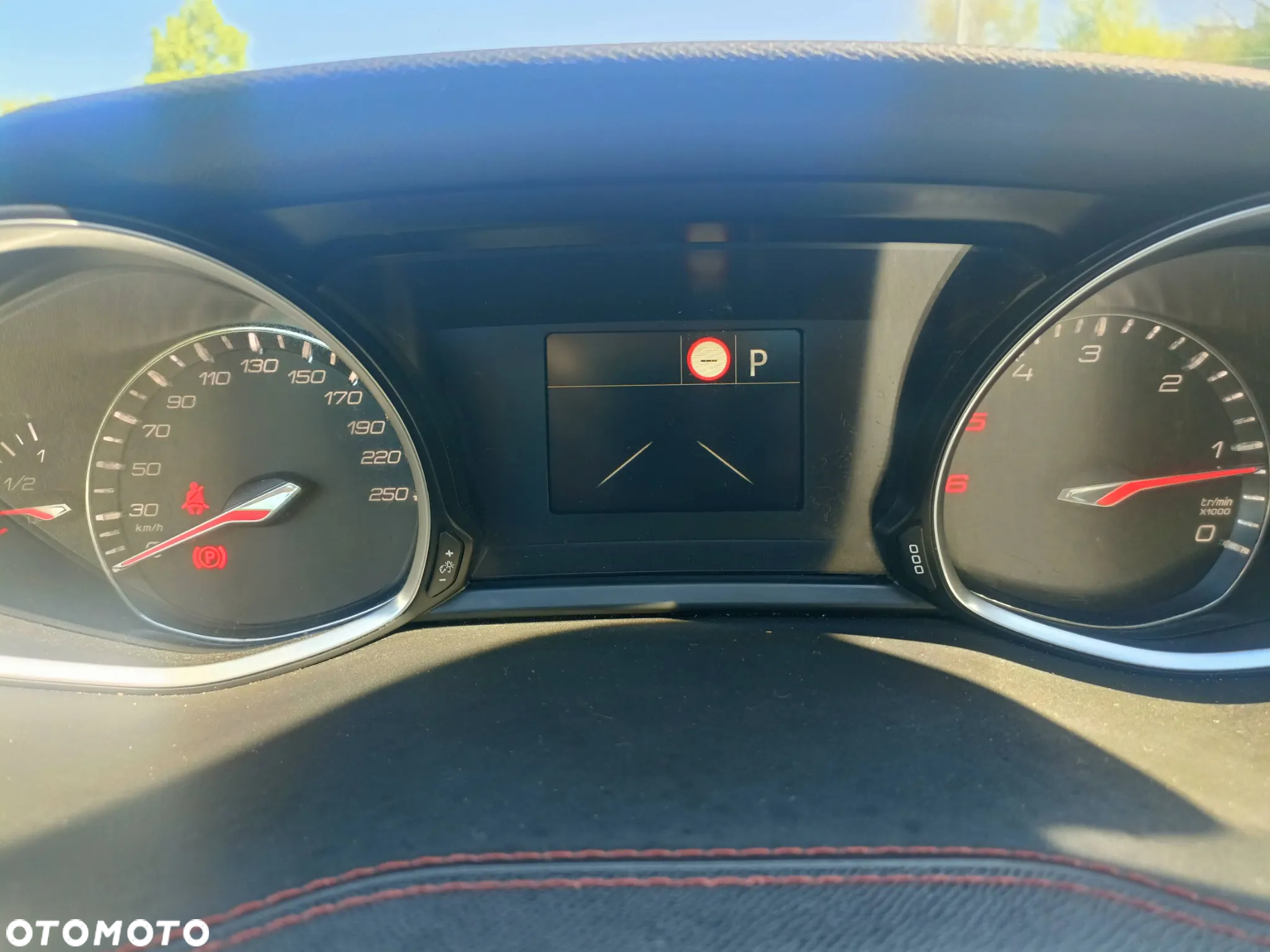 Peugeot 308 SW 1.6 BlueHDi Active S&S - 14