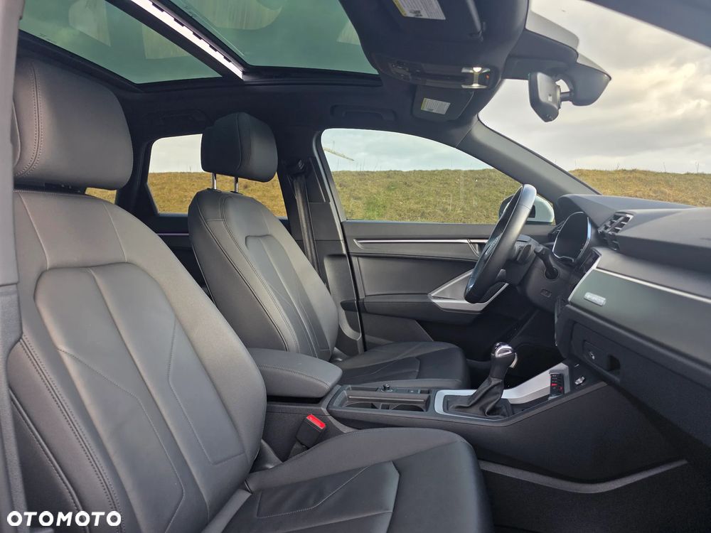 Audi Q3 45 TFSI Quattro S-Line S tronic - 24