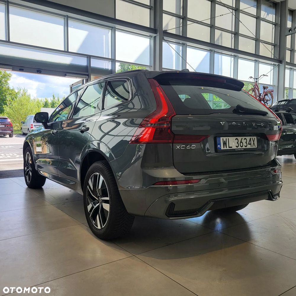 Volvo XC 60 B5 B AWD Plus Dark - 6