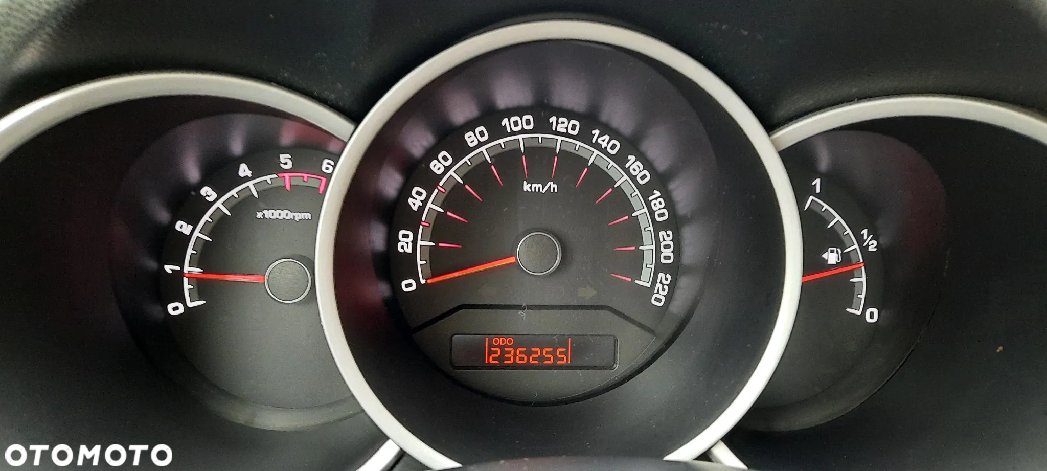 Kia Venga - 16