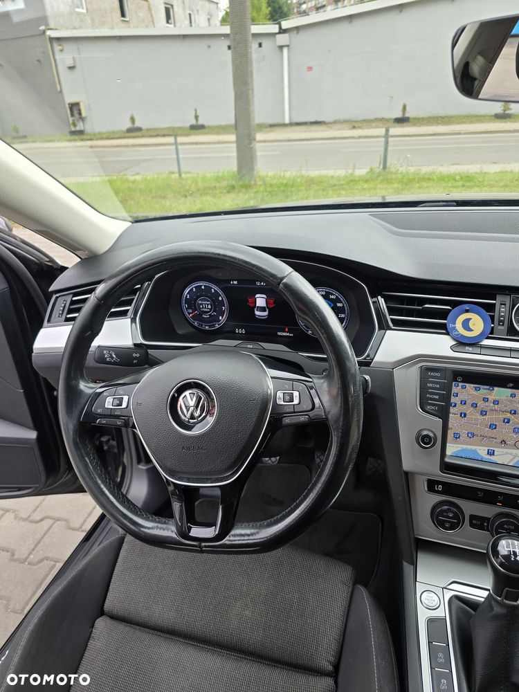 Volkswagen Passat 1.8 TSI BMT Comfortline - 8