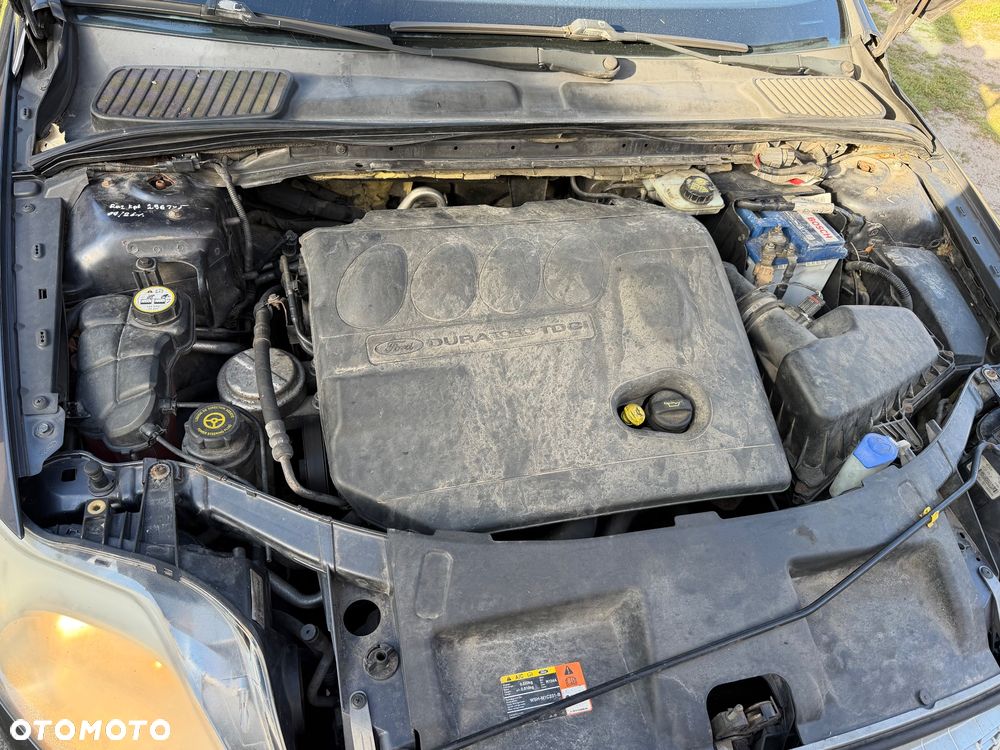 Ford Mondeo 2.0 TDCi Ghia - 17