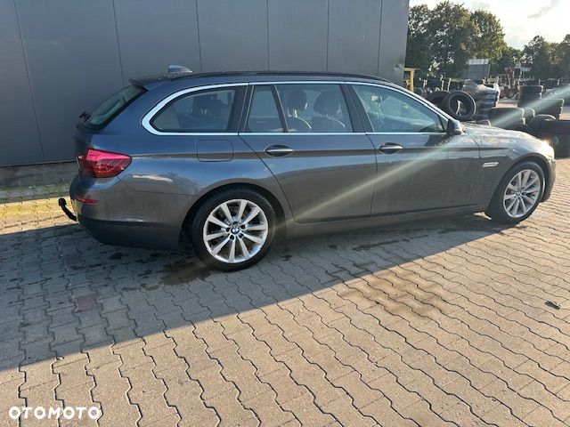 BMW Seria 5 520d xDrive Luxury Line - 3
