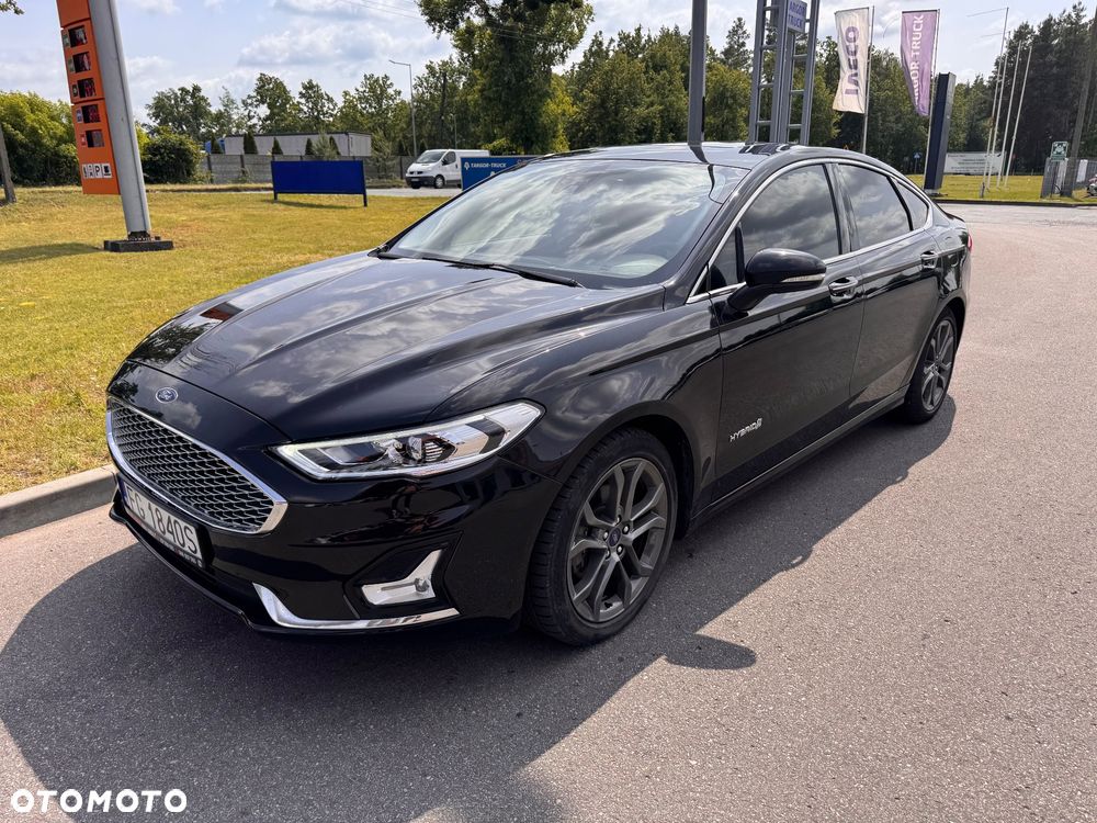 Ford Fusion - 1