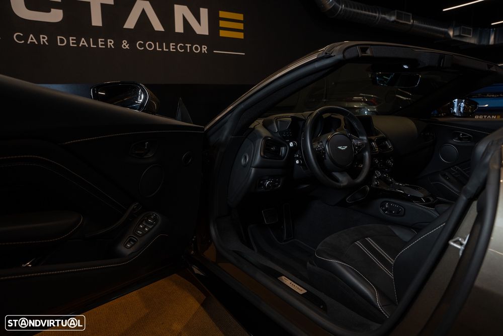 Aston Martin Vantage Roadster V8 - 11