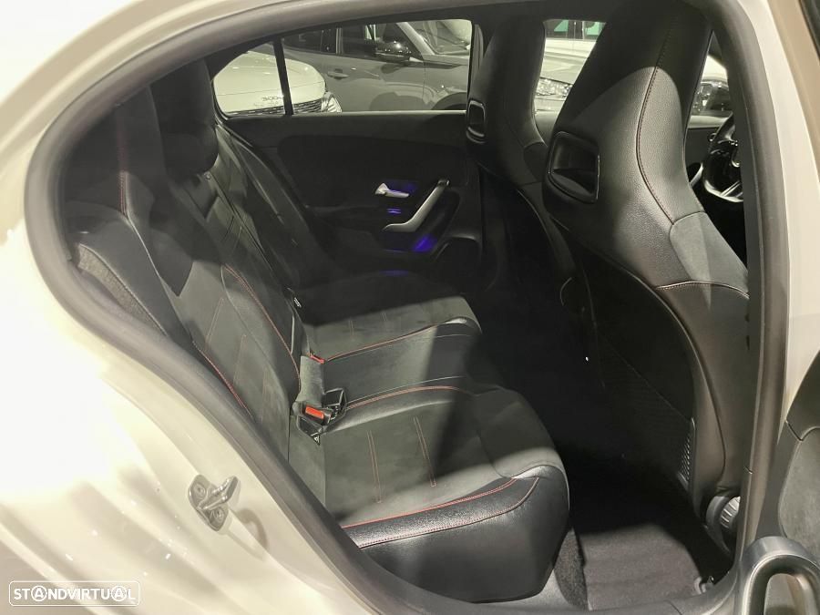 Mercedes-Benz A 200 AMG Line Aut. - 29