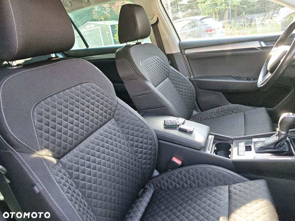 Skoda Superb 2.0 TDI 4x4 DSG Style - 17