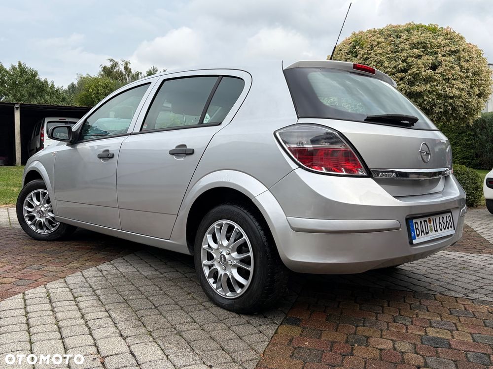 Opel Astra - 18