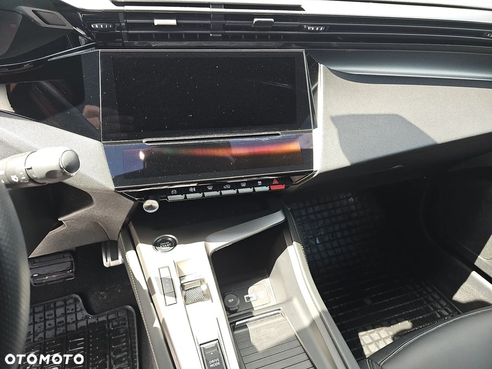 Peugeot 408 1.2 PureTech GT S&S EAT8 - 14