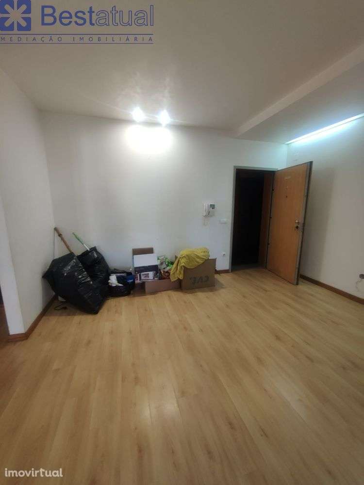 Apartamento T2 - Junto BP-Calendário - Grande imagem: 3/19