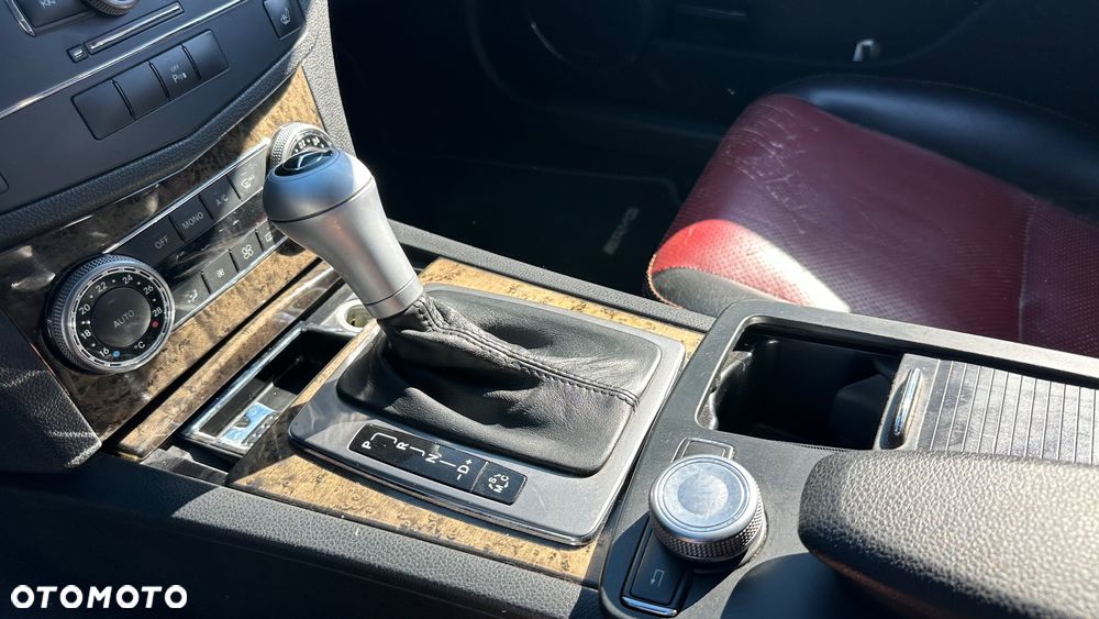 Mercedes-Benz Klasa C 350 T Avantgarde 4-Matic - 10