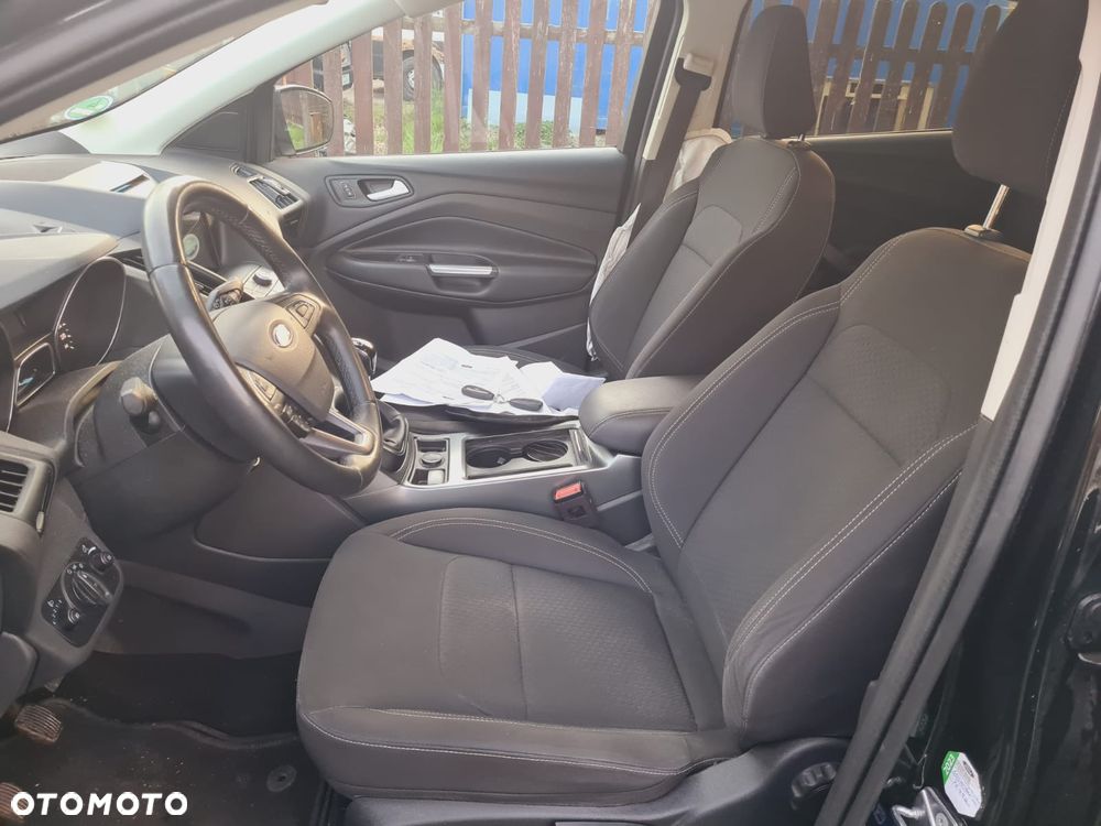 Ford Kuga 1.5 EcoBoost 2x4 Cool & Connect - 12