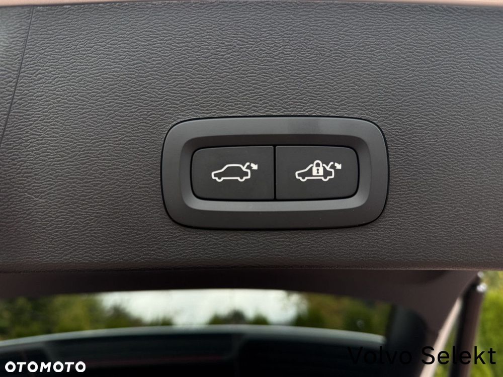 Volvo XC 40 - 30