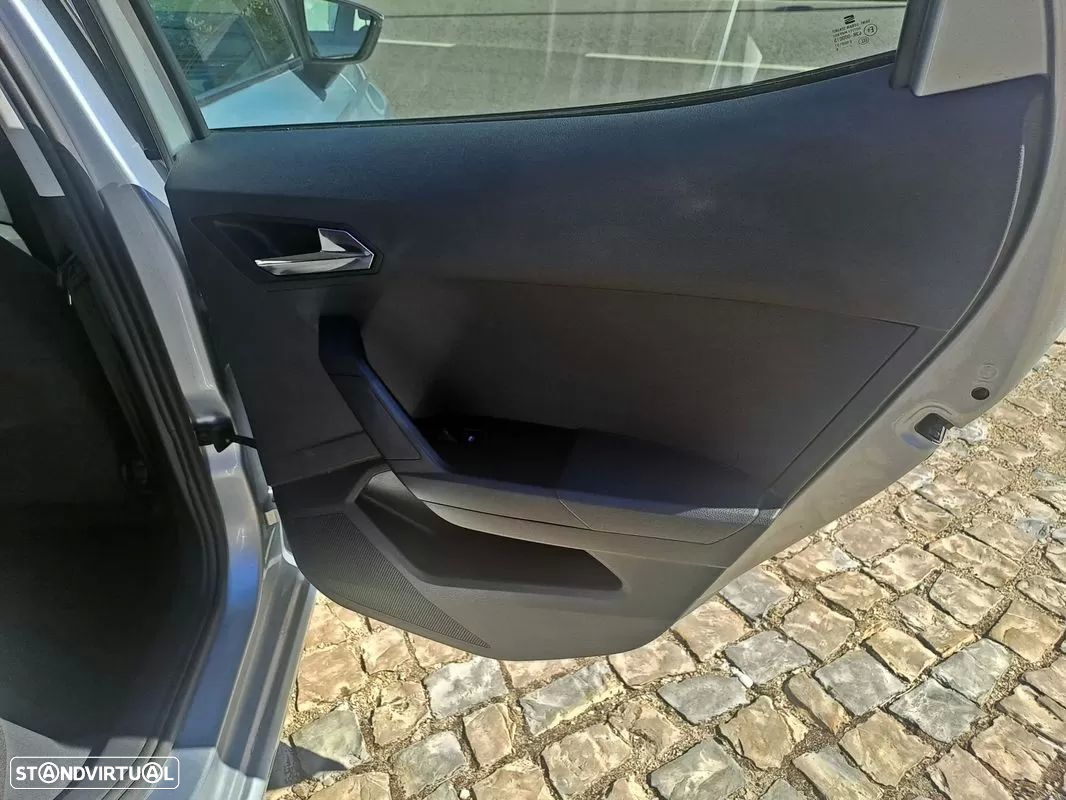 SEAT Ibiza 1.0 Reference - 23