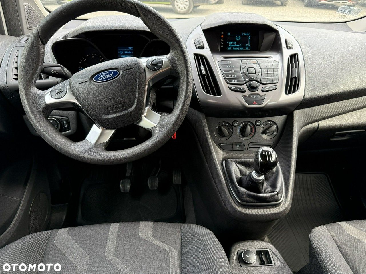 Ford Transit Connect - 15