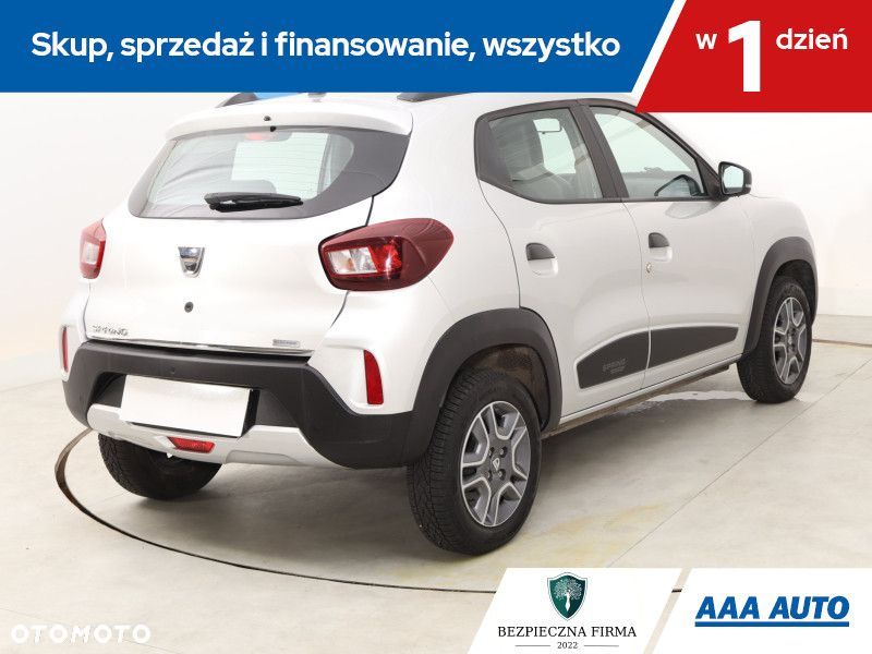 Dacia Spring - 7