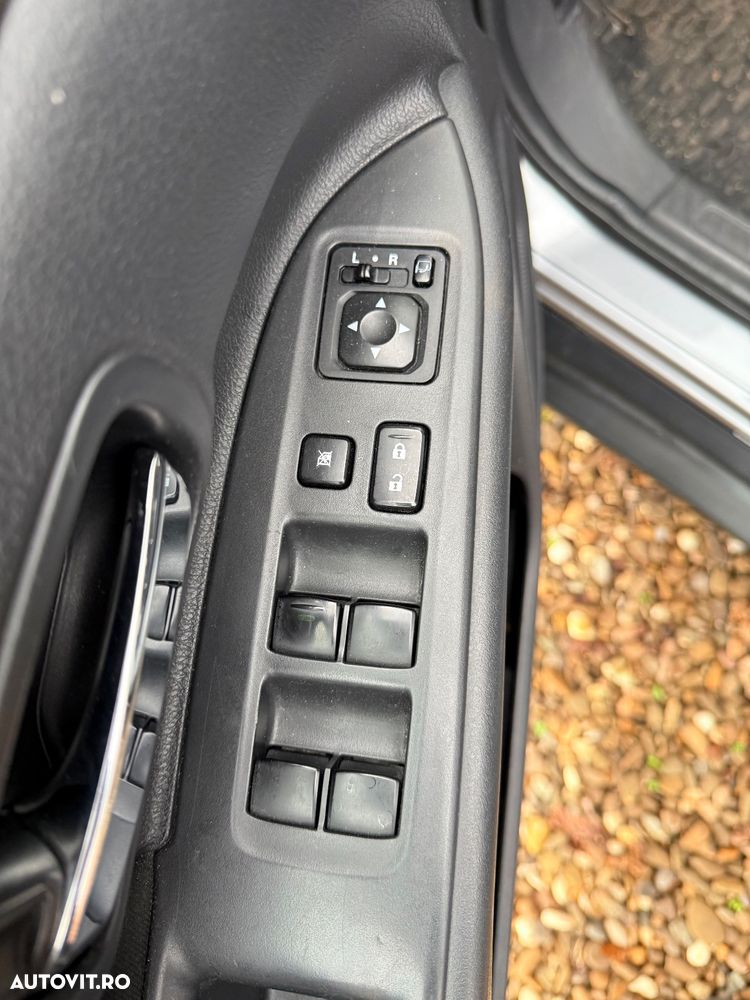 Mitsubishi Outlander 2.2 DI-D AS&G 6MT 4WD Invite A01 - 24