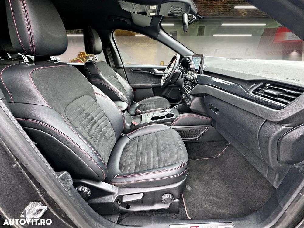 Ford Kuga 2.5 Duratec PHEV ST-LINE X - 9